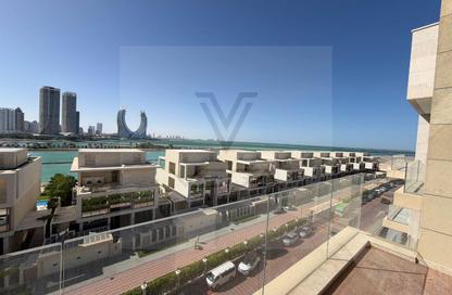 Apartment - 2 Bedrooms - 4 Bathrooms for rent in Crystal Residence - Gewan Island - The Pearl Island - Doha
