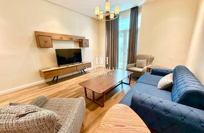 Apartment - 2 Bedrooms - 4 Bathrooms for rent in Floresta Gardens - Floresta Gardens - The Pearl Island - Doha