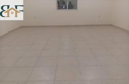 Apartment - 2 Bedrooms - 2 Bathrooms for rent in Al Mansoura - Doha