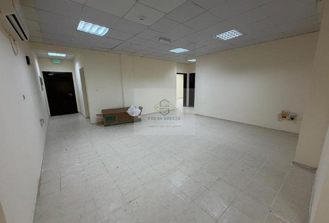 52272132 - Property Main Image