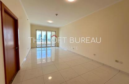 Apartment - 3 Bedrooms - 3 Bathrooms for rent in Viva West - Viva Bahriyah - The Pearl Island - Doha