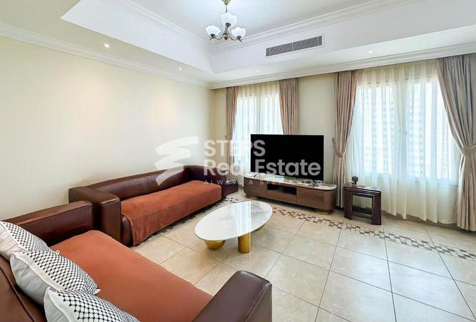 53144382 - Property Image 2