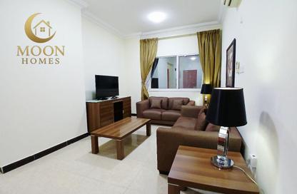 Apartment - Studio - 1 for rent in Umm Ghuwailina 4 - Umm Ghuwailina - Doha