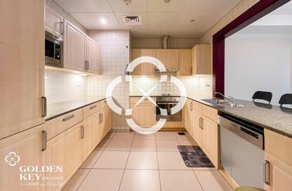 Apartment - 1 Bedroom - 2 Bathrooms for rent in West Porto Drive - Porto Arabia - The Pearl Island - Doha