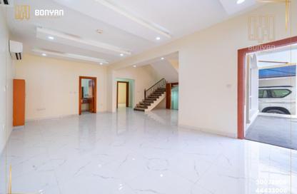 Villa - 5 Bedrooms - 6 Bathrooms for rent in Ain Khaled Villas - Ain Khaled - Doha