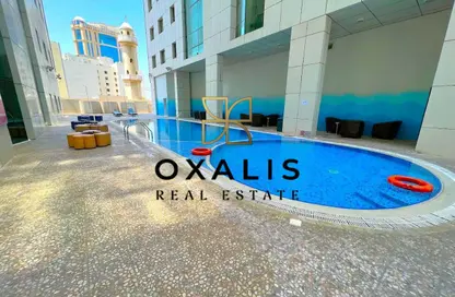 شقة - 2 غرف نوم - 2 حمامات للايجار في مبنى لا مارتين - سلاطة القديمة - سلاطة - الدوحة