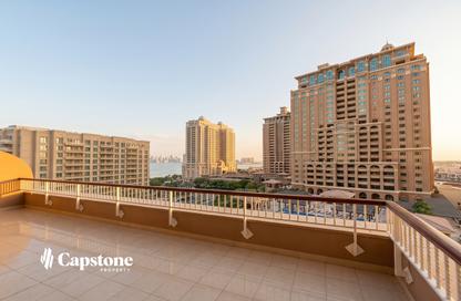 Apartment - 1 Bedroom - 2 Bathrooms for rent in East Porto Drive - Porto Arabia - The Pearl Island - Doha