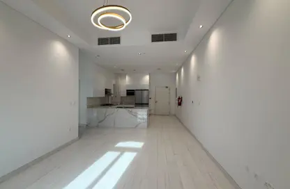 Apartment - 1 Bedroom - 2 Bathrooms for rent in Fox Hills South - Fox Hills - Lusail