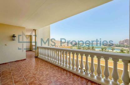 Apartment - 2 Bedrooms - 3 Bathrooms for rent in West Porto Drive - Porto Arabia - The Pearl Island - Doha