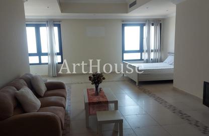 Apartment - Studio - 1 for rent in Porto Arabia - The Pearl Island - Doha