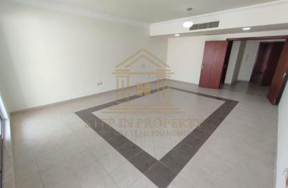 Compound - 3 Bedrooms - 3 Bathrooms for rent in Al Mansoura - Al Mansoura - Doha