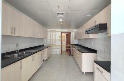 Compound - 3 Bedrooms - 3 Bathrooms for rent in Al Mansoura - Al Mansoura - Doha