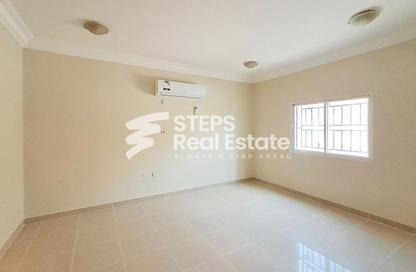 Villa - 4 Bedrooms - 5 Bathrooms for rent in Old Airport Road - Old Airport Road - Doha Villa - 4 Bedrooms - 5 Bathrooms for rent in Old Airport Road - Old Airport Road - Doha