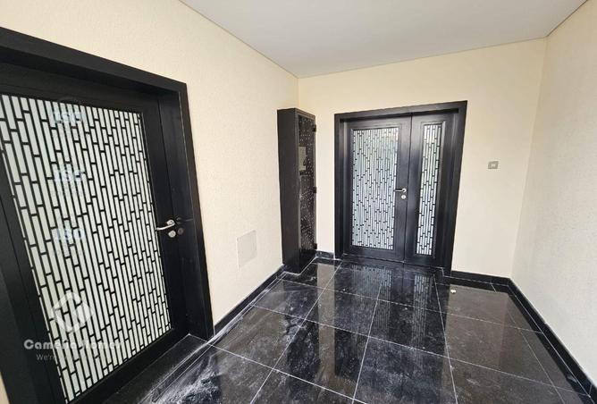 56827704 - Property Image 2