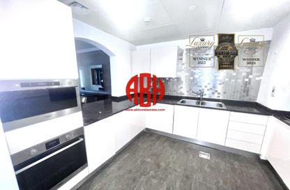 Apartment - 2 Bedrooms - 2 Bathrooms for rent in East Porto Drive - Porto Arabia - The Pearl Island - Doha