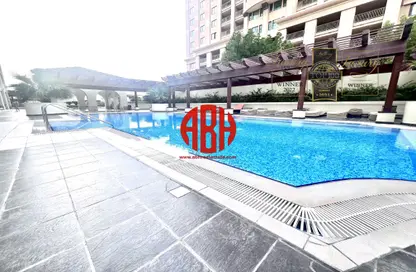 Apartment - 2 Bedrooms - 2 Bathrooms for rent in East Porto Drive - Porto Arabia - The Pearl Island - Doha