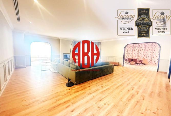 986520 - Property Image 2