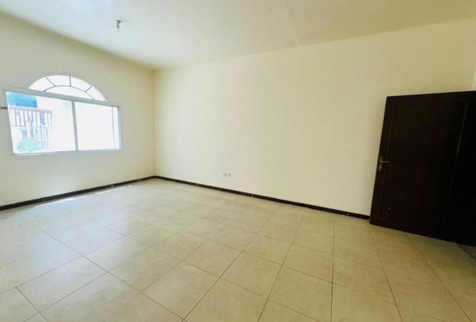 55681120 - Property Main Image