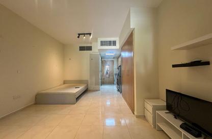 Apartment - Studio - 1 Bathroom for rent in Piazza 1 - La Piazza - Fox Hills - Lusail