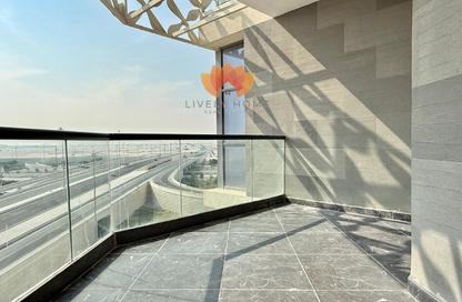 Apartment - 2 Bedrooms - 3 Bathrooms for rent in Crescent Building - Yasmeen City - Lusail