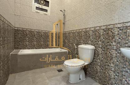 فيلا - 6 غرف نوم - 5 حمامات للايجار في أم صلال علي - أم صلال على - الدوحة