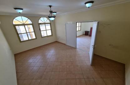 Villa - 6 Bedrooms - 5 Bathrooms for rent in Umm Al Seneem Street - Ain Khaled - Doha