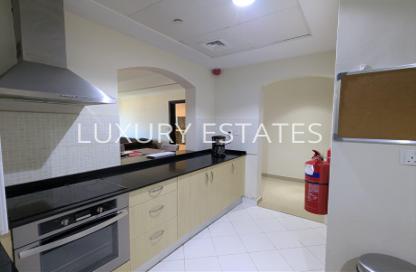 Apartment - 1 Bedroom - 2 Bathrooms for rent in West Porto Drive - Porto Arabia - The Pearl Island - Doha Apartment - 1 Bedroom - 2 Bathrooms for rent in West Porto Drive - Porto Arabia - The Pearl Island - Doha