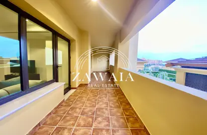Apartment - 1 Bedroom - 2 Bathrooms for rent in West Porto Drive - Porto Arabia - The Pearl Island - Doha