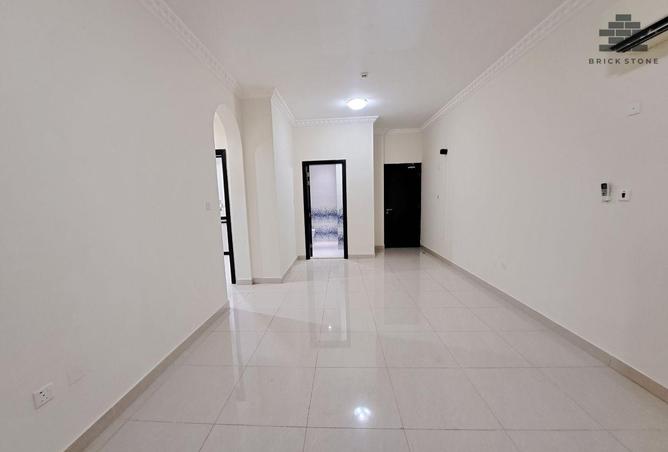 61277843 - Property Main Image