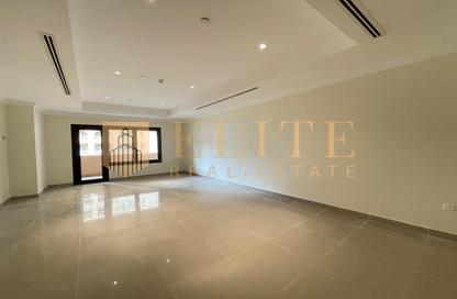 Apartment - 1 Bedroom - 2 Bathrooms for rent in East Porto Drive - Porto Arabia - The Pearl Island - Doha