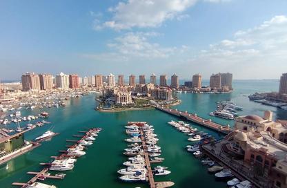 Apartment - 3 Bedrooms - 3 Bathrooms for rent in Porto Arabia - The Pearl Island - Doha