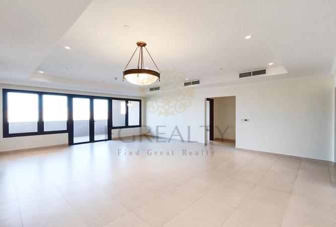 55731101 - Property Image 3