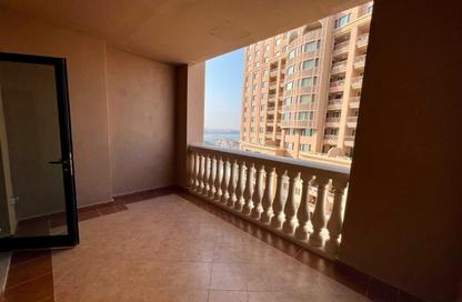 Apartment - 1 Bedroom - 2 Bathrooms for rent in East Porto Drive - Porto Arabia - The Pearl Island - Doha