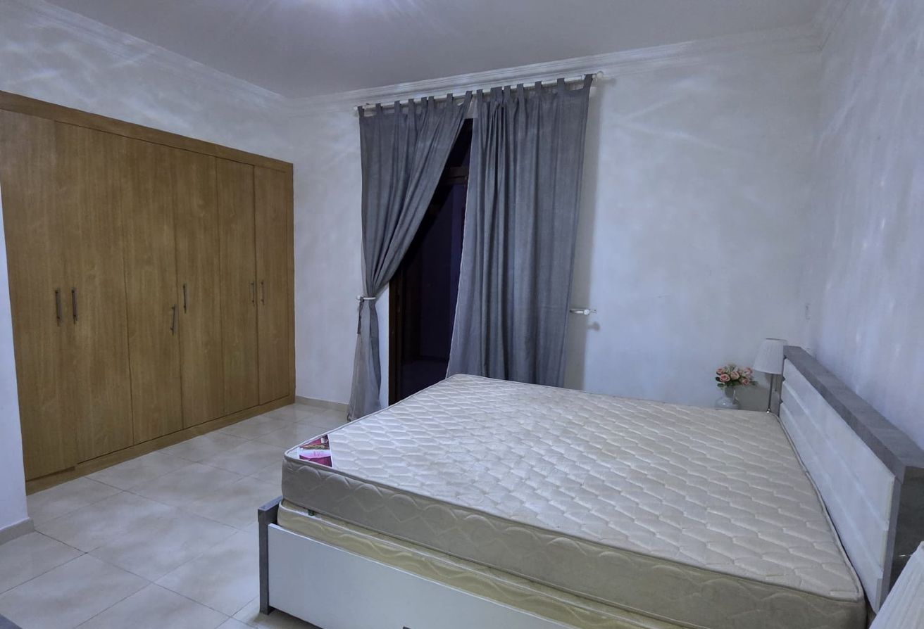 ELEGANT 2 BEROOMS FF WITH BALCONY FOXHILS LUSAIL thumbnail 6