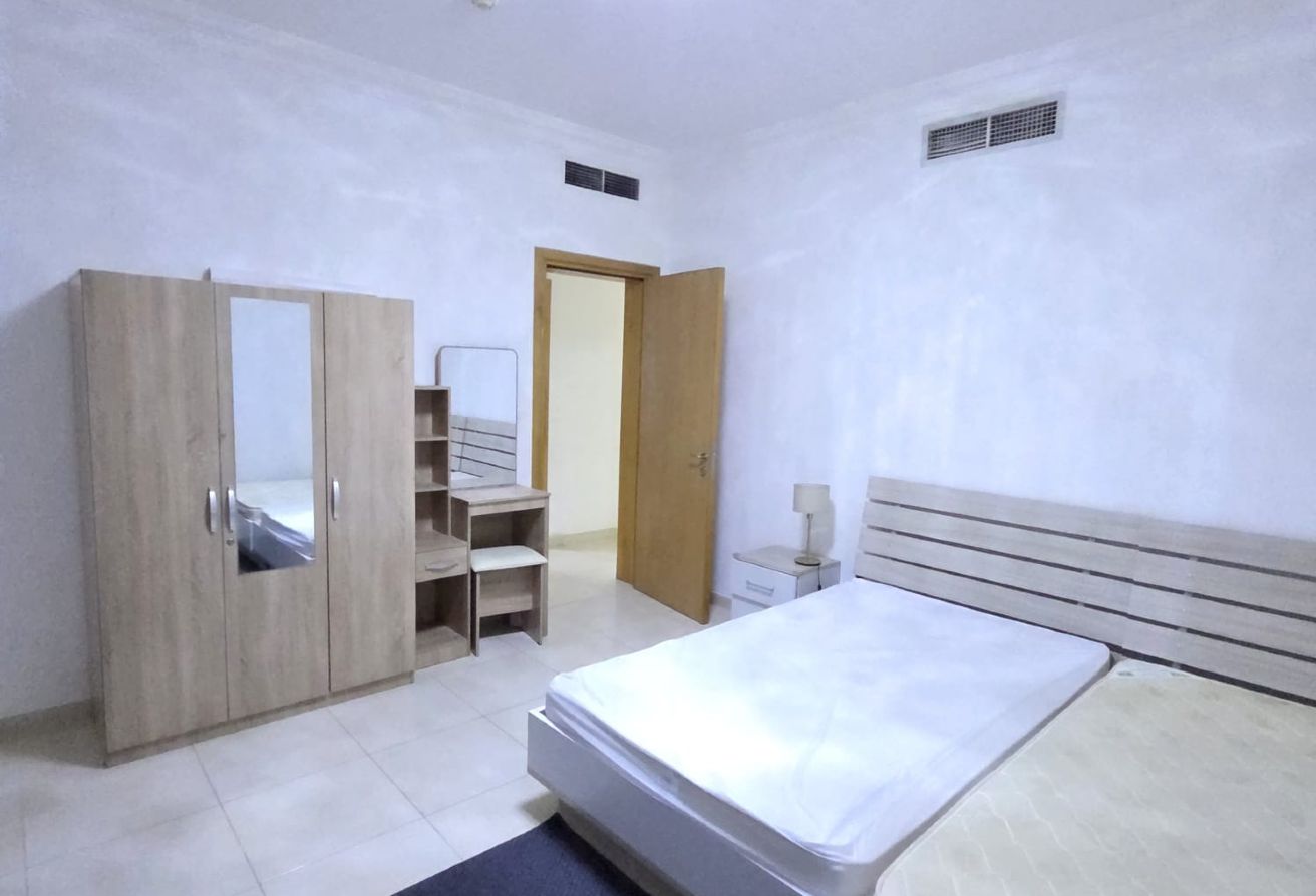 ELEGANT 2 BEROOMS FF WITH BALCONY FOXHILS LUSAIL thumbnail 7