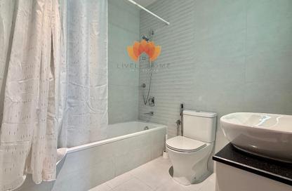 Apartment - 1 Bedroom - 1 Bathroom for rent in Blossom Tower - Lusail