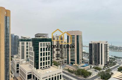 Apartment - 1 Bedroom - 2 Bathrooms for sale in Lusail Marina Heights - Marina District - Lusail