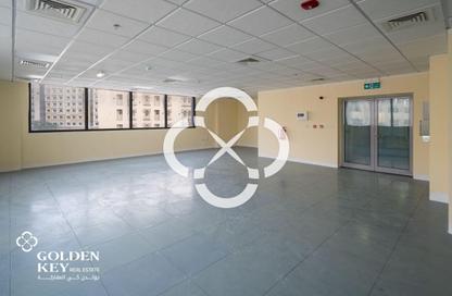 Office Space - Studio - 1 Bathroom for rent in Hiteen Street - Al Muntazah - Doha