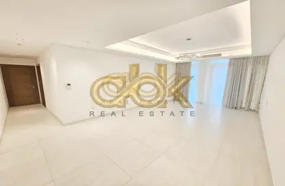 Apartment - 2 Bedrooms - 3 Bathrooms for sale in Gewan Island - The Pearl Island - Doha