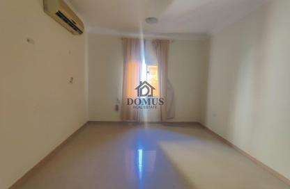 Apartment - 2 Bedrooms - 2 Bathrooms for rent in Anas Street - Fereej Bin Mahmoud North - Fereej Bin Mahmoud - Doha