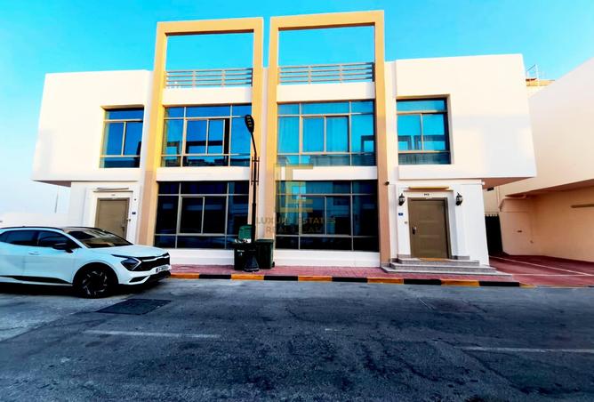 982863 - Property Main Image