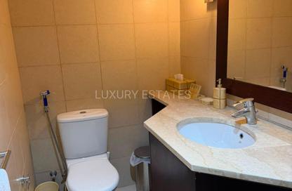 Apartment - 1 Bedroom - 2 Bathrooms for rent in East Porto Drive - Porto Arabia - The Pearl Island - Doha