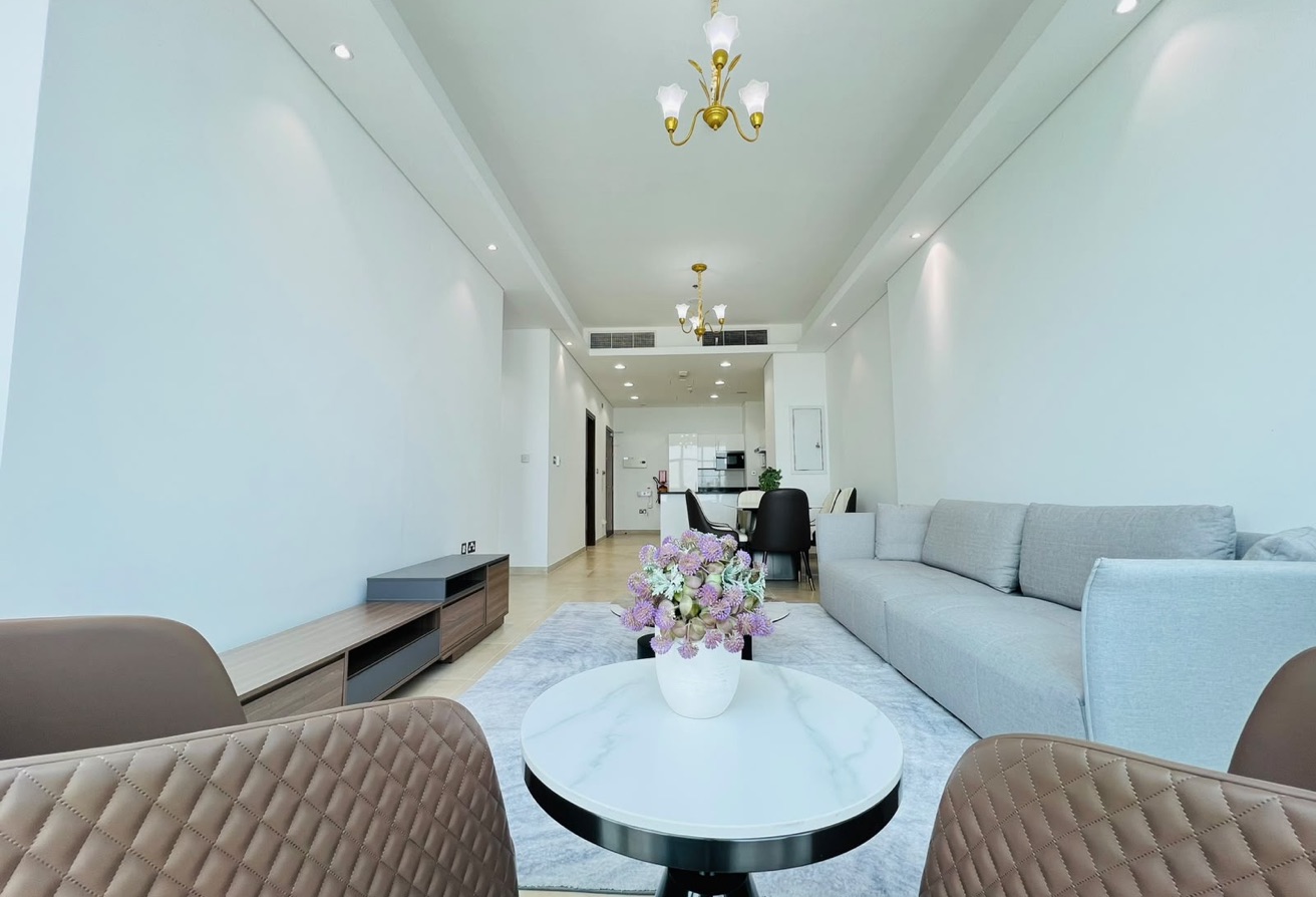 Marina Living | Spacious 2BR thumbnail 10