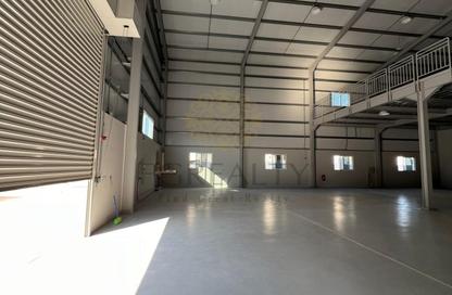 Warehouse - Studio - 3 Bathrooms for rent in East Industrial Street - Birkat Al Awamer - Al Wakra