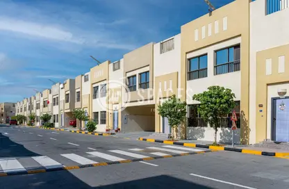 Apartment - 2 Bedrooms - 2 Bathrooms for sale in Al Wakra - Al Wakra - Al Wakrah - Al Wakra