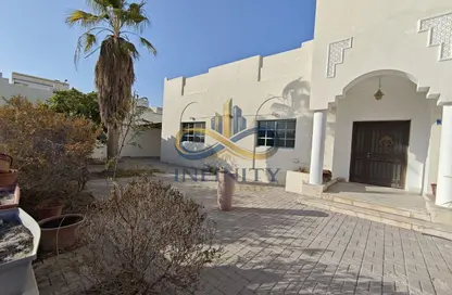 Compound - 3 Bedrooms - 3 Bathrooms for rent in Bu Hamour Street - Abu Hamour - Doha