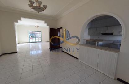 Compound - 3 Bedrooms - 3 Bathrooms for rent in Bu Hamour Street - Abu Hamour - Doha Compound - 3 Bedrooms - 3 Bathrooms for rent in Bu Hamour Street - Abu Hamour - Doha