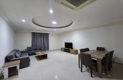 Apartment - 2 Bedrooms - 2 Bathrooms for rent in Al Sadd Road - Al Sadd - Doha