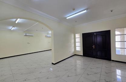 Compound - 4 - 4 for rent in Wadi Al Shaheeniya Street - Ain Khaled - Doha