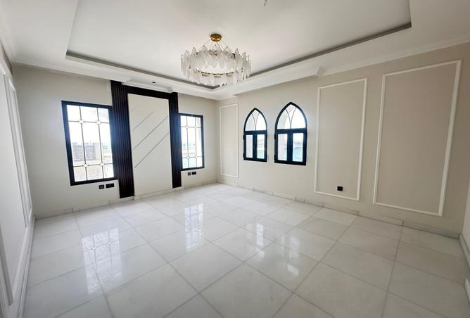 60722422 - Property Image 2
